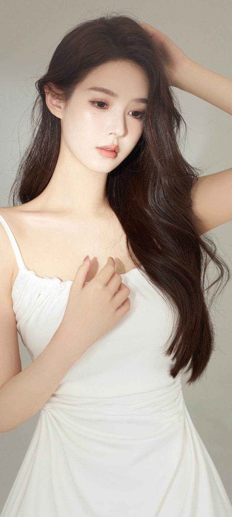 美女长发 漂亮眼睛 白色裙子 好看美女